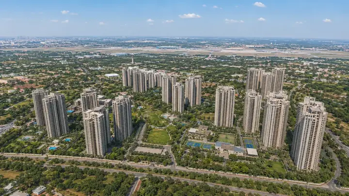 Prestige Kodagurki aerial view of the 107-acre integrated township at Devanahalli Prestige Kodagurki aerial view of the 107-acre integrated township at Devanahalli
